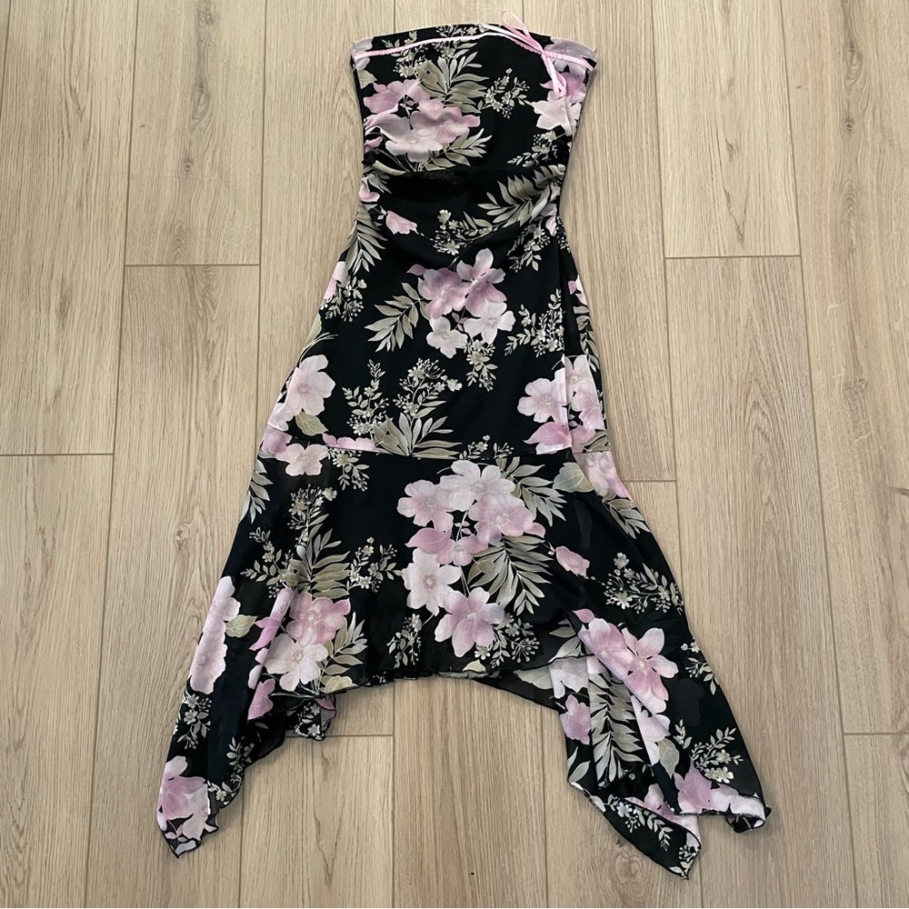 Trixxi Black Floral Strapless Dress